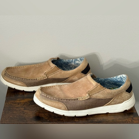 Tommy Bahama Paradise Around Tan Slip-On Shoes - Picture 5 of 7